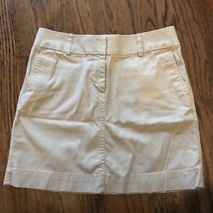 vineyard vines khaki skirt